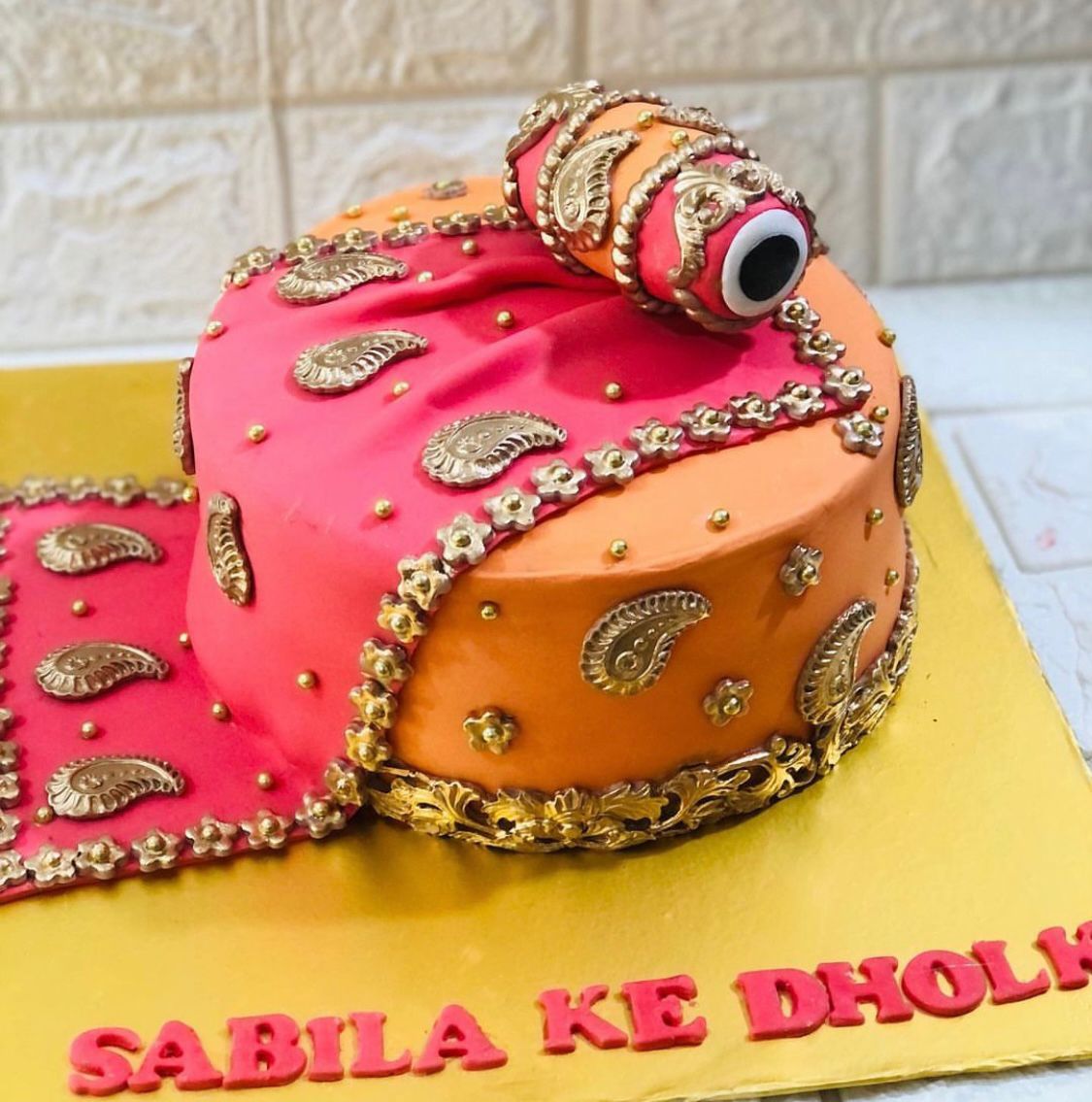 Mehndi theme cakes ❤️❤️❤️ - Cake''s Art by Anzalna | Facebook